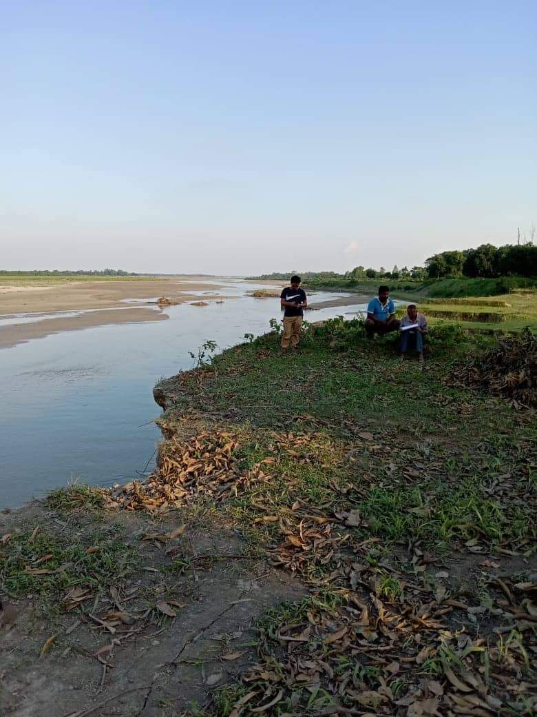 वर्षेनी बलान नदीले धार परिवर्तन सँगै बस्ती जोखिममा ।।।