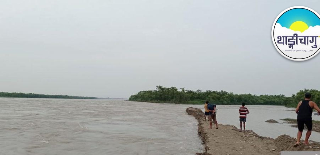 कोशी नदीको भंगालो उदयपुरको बस्तीमा पस्यो, २० हजार बढी नागरिक प्रभावित हुने