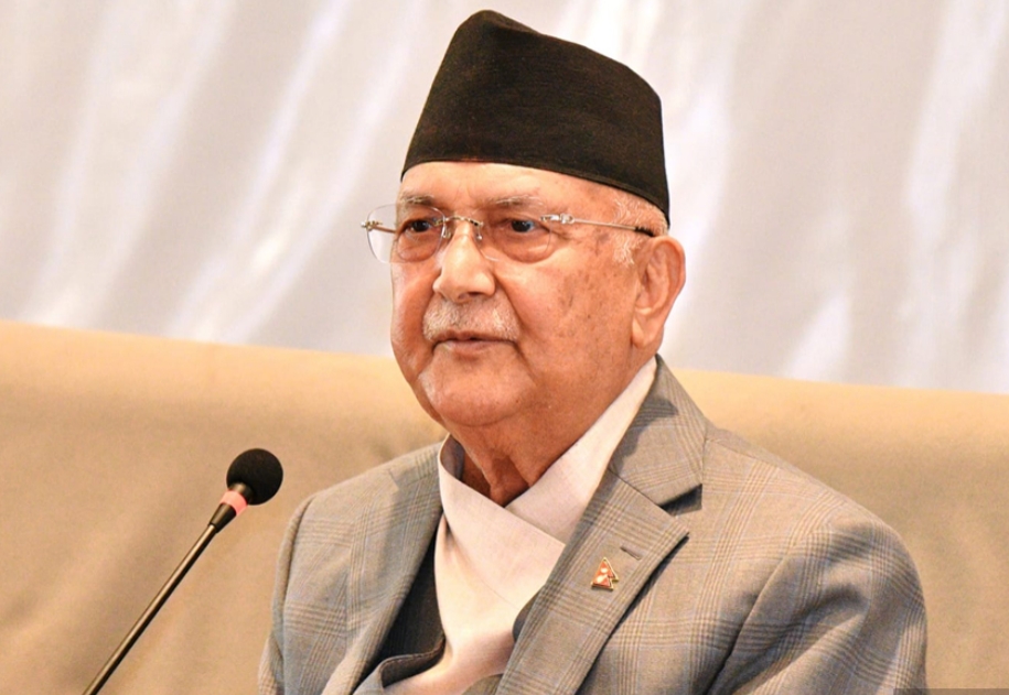 पार्टीको काठमाडौं अधिवेशनमा ओली : नेताले कसैलाई बोकेको भए भुइँमा राख्नुस्