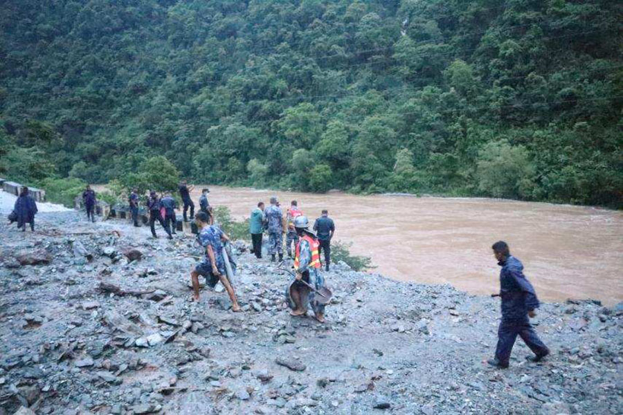 कम्तीमा ४८ जना त्रिशूली नदीमा बेपत्ता