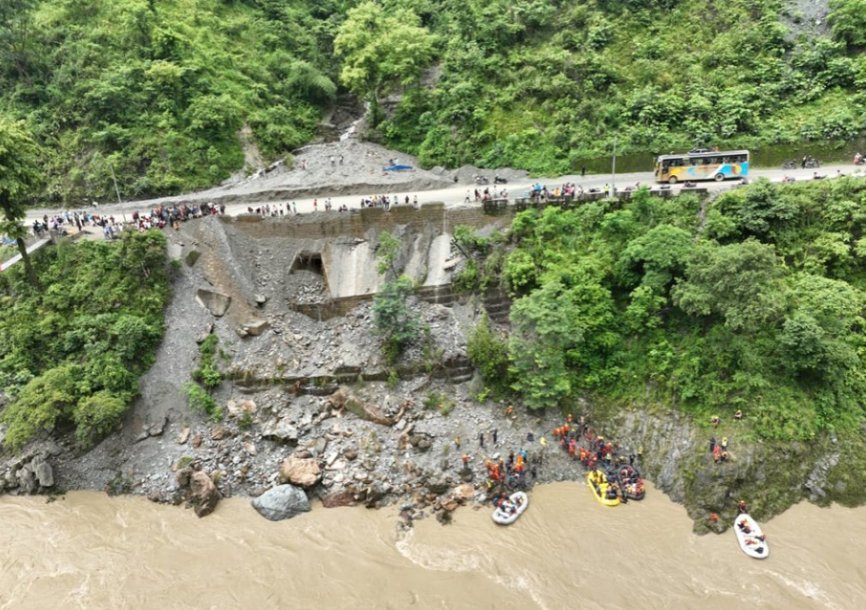 त्रिशूलीमा बेपत्ता बस खोज्न सरकारले माग्यो भारत र बंगलादेशको सहयोग