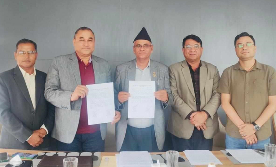 कांग्रेस र एमालेले मागे सुदूरपश्चिमका मुख्यमन्त्रीको राजीनामा