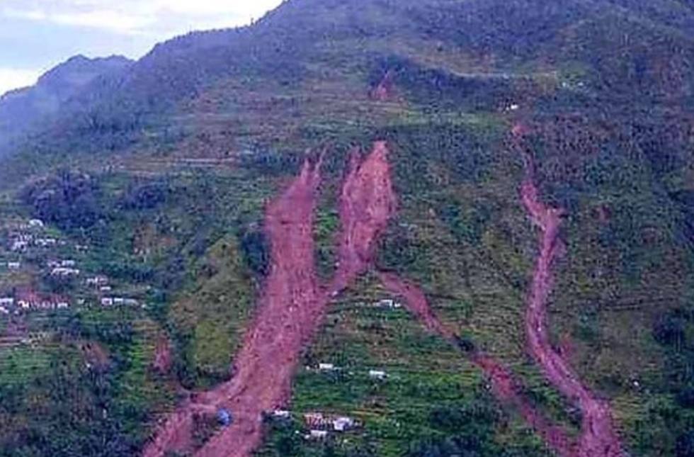 रामेछापको दोरम्बा शैलुङ गाउँपालिकामा भीषण वर्षाका कारण ११ जना बेपत्ता भएका छन् भन्ने खबर निकै दुःखद छ।