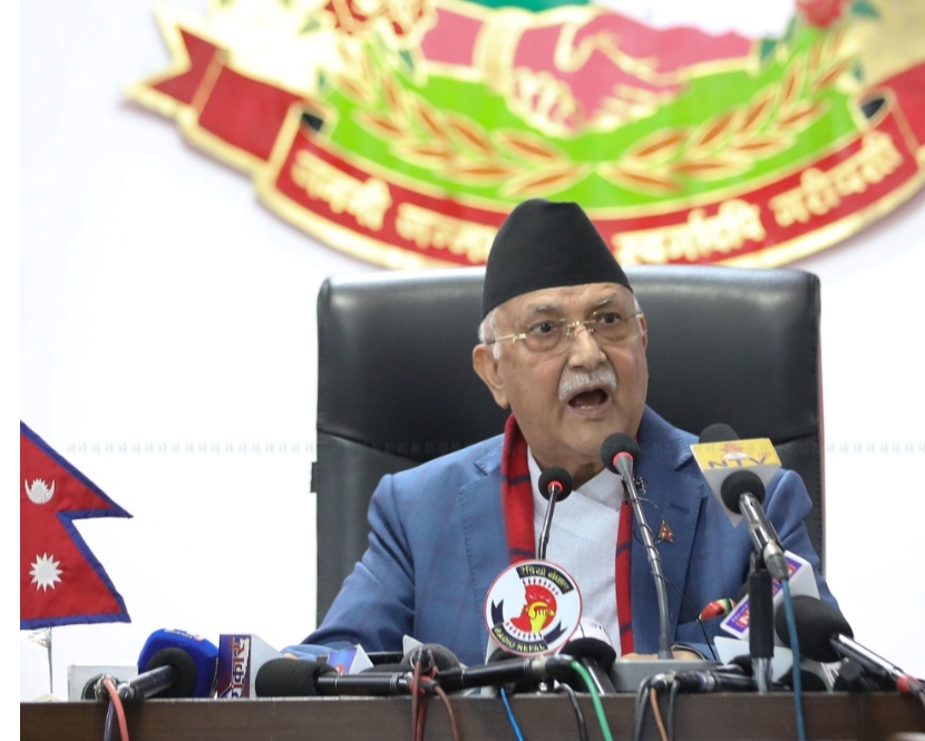 प्रधानमन्त्रीले गरे गृहमन्त्रीको बचाउ‘अयोग्यताको रूपमा लिन हुँदैन’