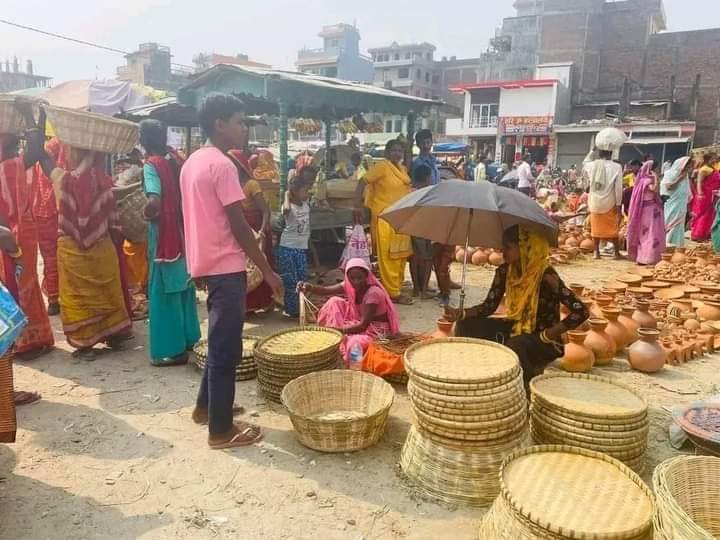 छठ पर्वको बजारमा चहलपहल, सामग्री किनमेलमा भीड ।।।