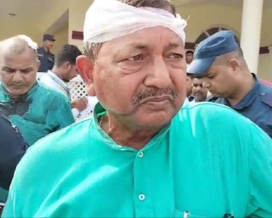 एमाले धनुषाको जिल्ला अधिवेशनमा गुटीय झडप: पाँच जना घाइते, अधिवेशनस्थल नियन्त्रणमा