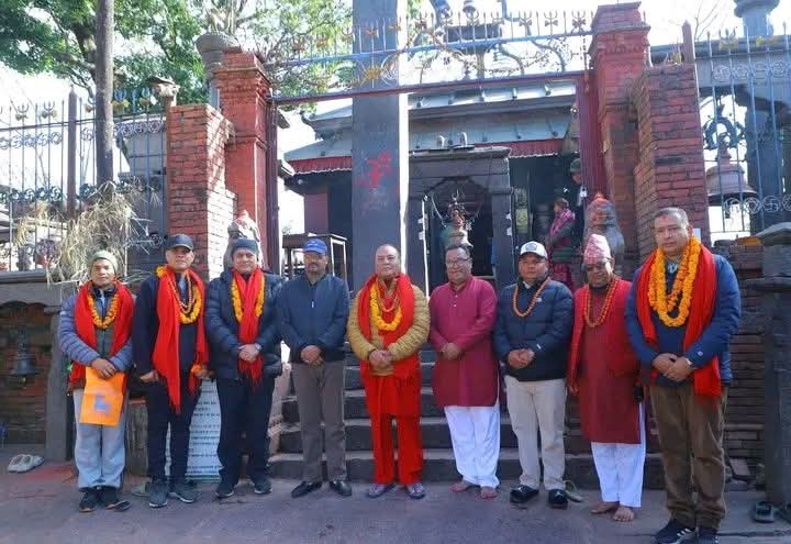 ​प्रधान सेनापति अशोकराज सिग्देलद्वारा दोलखाका शक्तिपीठमा विशेष पूजा, भीमेश्वर र त्रिपुरा सुन्दरीको गरे दर्शन ।।।